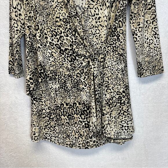 Clara Sun Wool Tan & Black Cheetah Print Faux‎ Wrap Top Size XS - Picture 3 of 8
